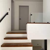 Casa con jardín y alberca